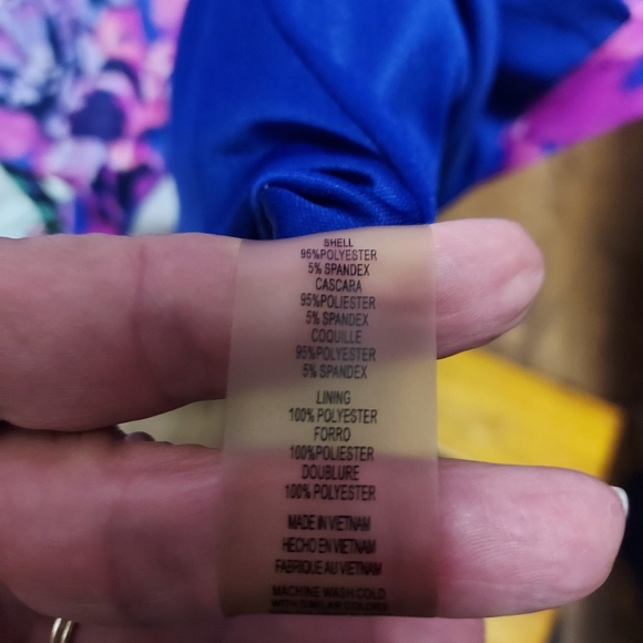 Vince Camuto Floral Sleeveless Dress w/Zipper Back - Picture 9 of 14